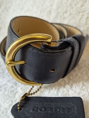 Navy Leather Belt with Gold-Tone Round Buckle